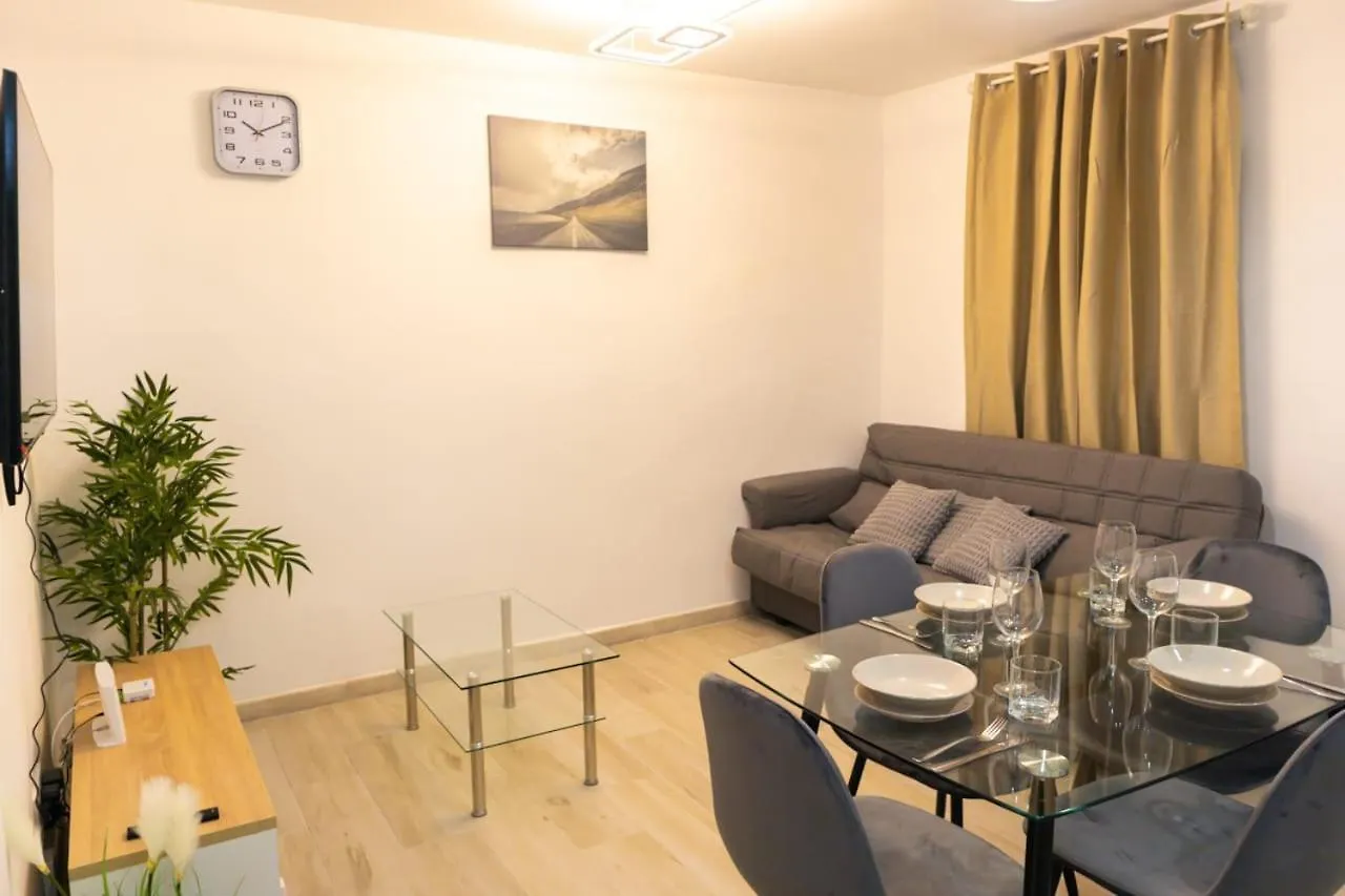 77 Hakuna Nicolasa Apartment Madrid Spain