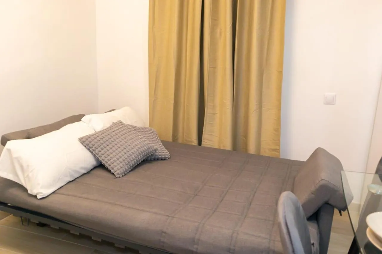 77 Hakuna Nicolasa Apartment Madrid 0*,  Spain
